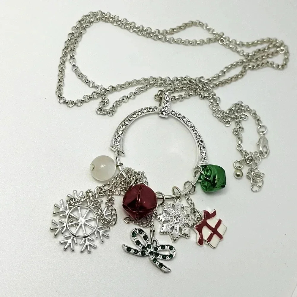 Silver Toned Christmas Necklace, 32” Chain!
